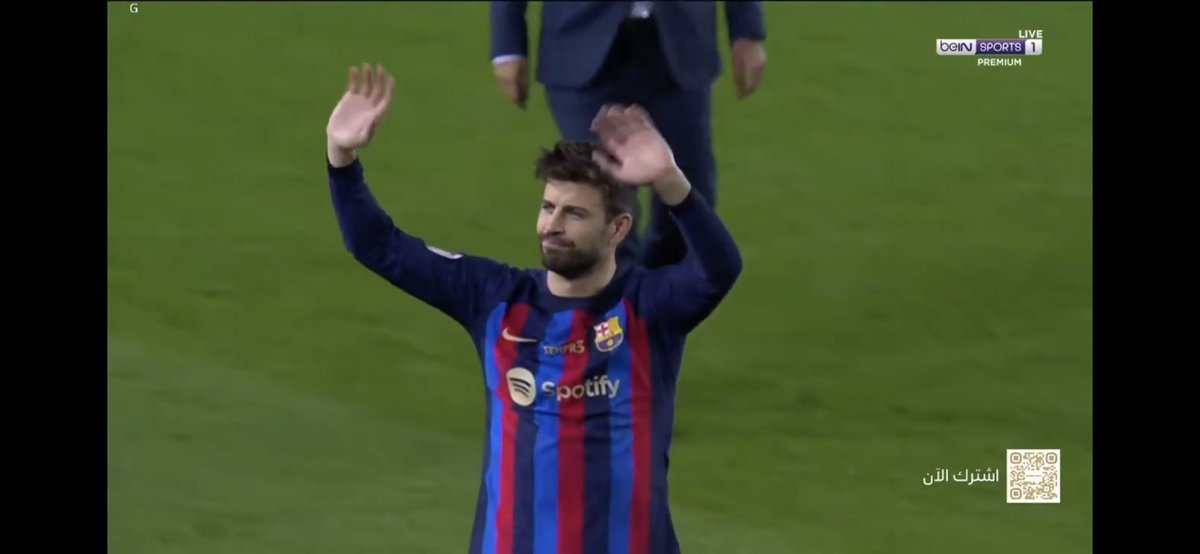 Ilhammtg's tweet photo. Prtandingan terakhir @3gerardpique LEGENDA @fcbarcelona_br thank you pique #Pique #PiqueOut https://t.co/64lQ2l3VqD