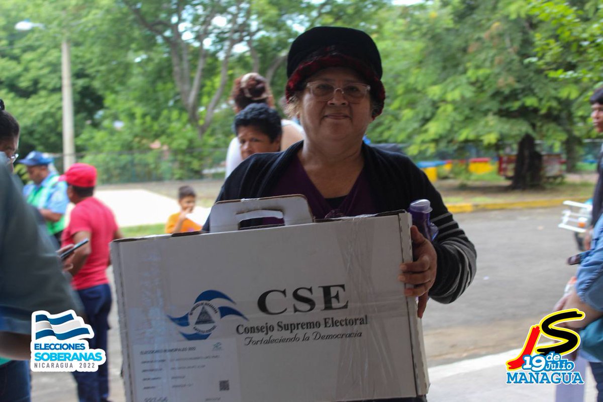 JS19JManagua's tweet photo. #EleccionesSoberanas2022 | Fotografías ubicando el material electoral en centros de votación. 🗳🇳🇮

#Nicaragua https://t.co/bDEXE4nhyS