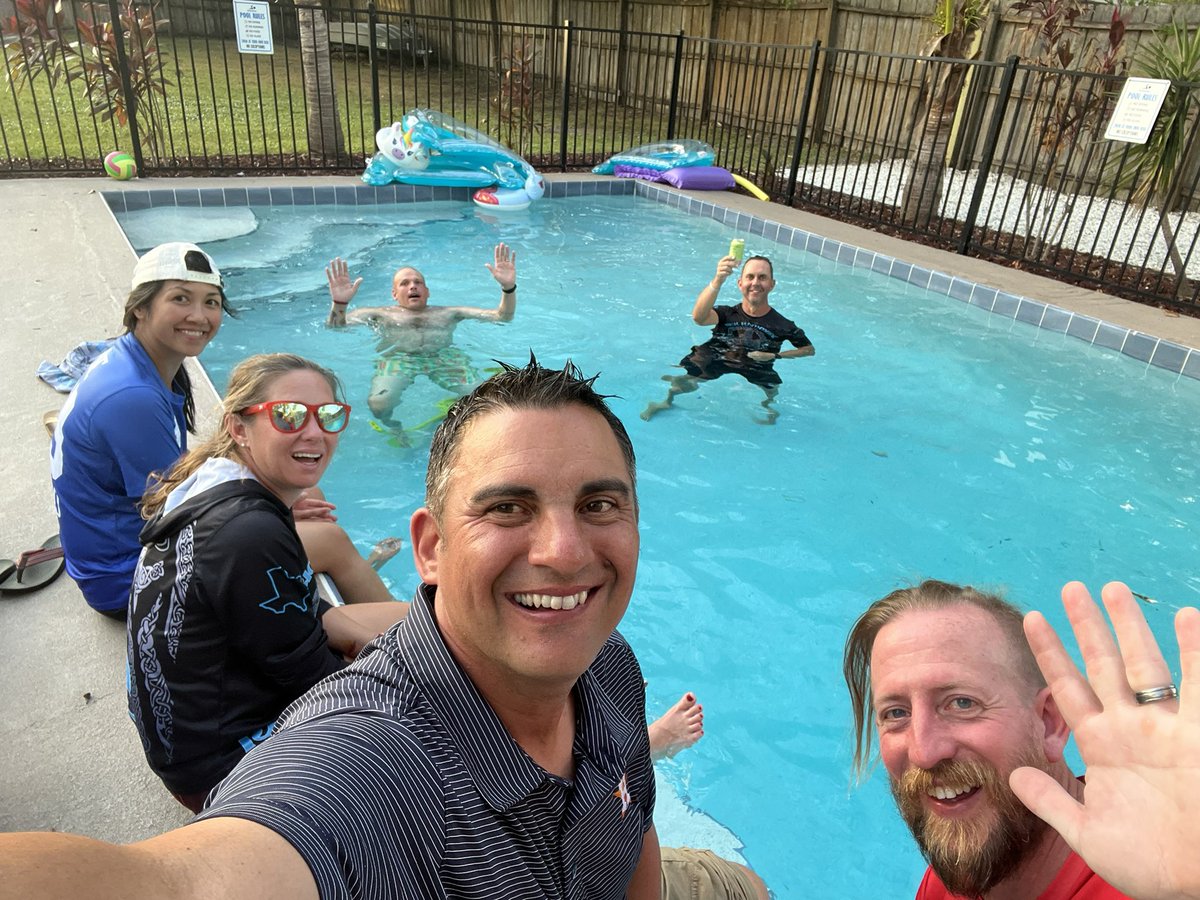 Sick Hammers in a pool!!!