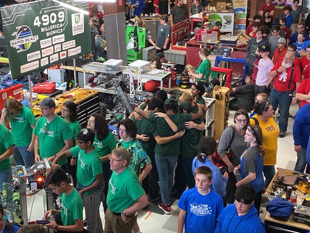 team4909's tweet image. Here are some highlights from Battle of the Bay! Thank you to @bigbadbob319 for hosting an awesome competition! 
#offseasonevent #nefirst #rapidreact #omgrobots #robotics