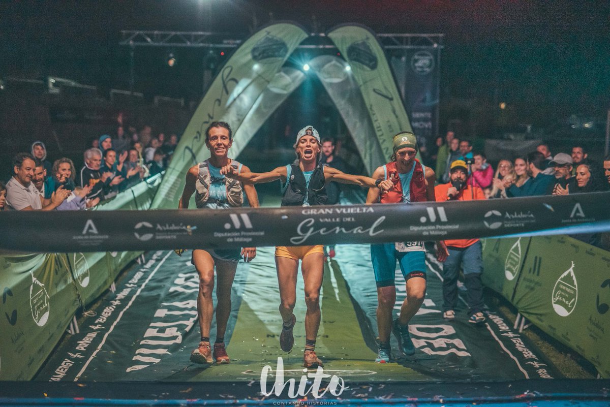 chitoronda's tweet photo. 🏔️🌲 @utgvvg  también se escribe en femenino 🏃🏼‍♀️ En la categoría de relevos mixtos, se lleva la victoria 🏆 "Harman Mixto" y el relevo de féminas es para "Patas Cortas". Todo un espectáculo verlas entrar en meta 😍

#Trainning #yosoygenial  #genal #utgvvg #trail #trailrunning https://t.co/MKfaX0VKzP