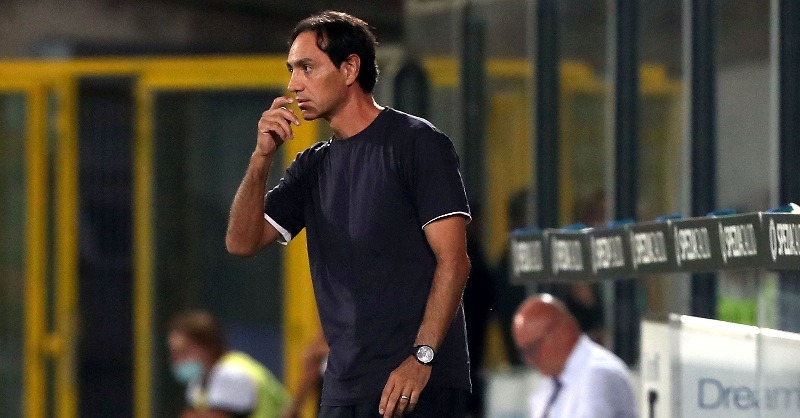 DAZN_IT's tweet photo. #Nesta commenta anche l'addio al calcio di Piqué: "E' stato un giocatore straordinario, di grande tecnica, molto intelligente".
#TBDD #DAZN