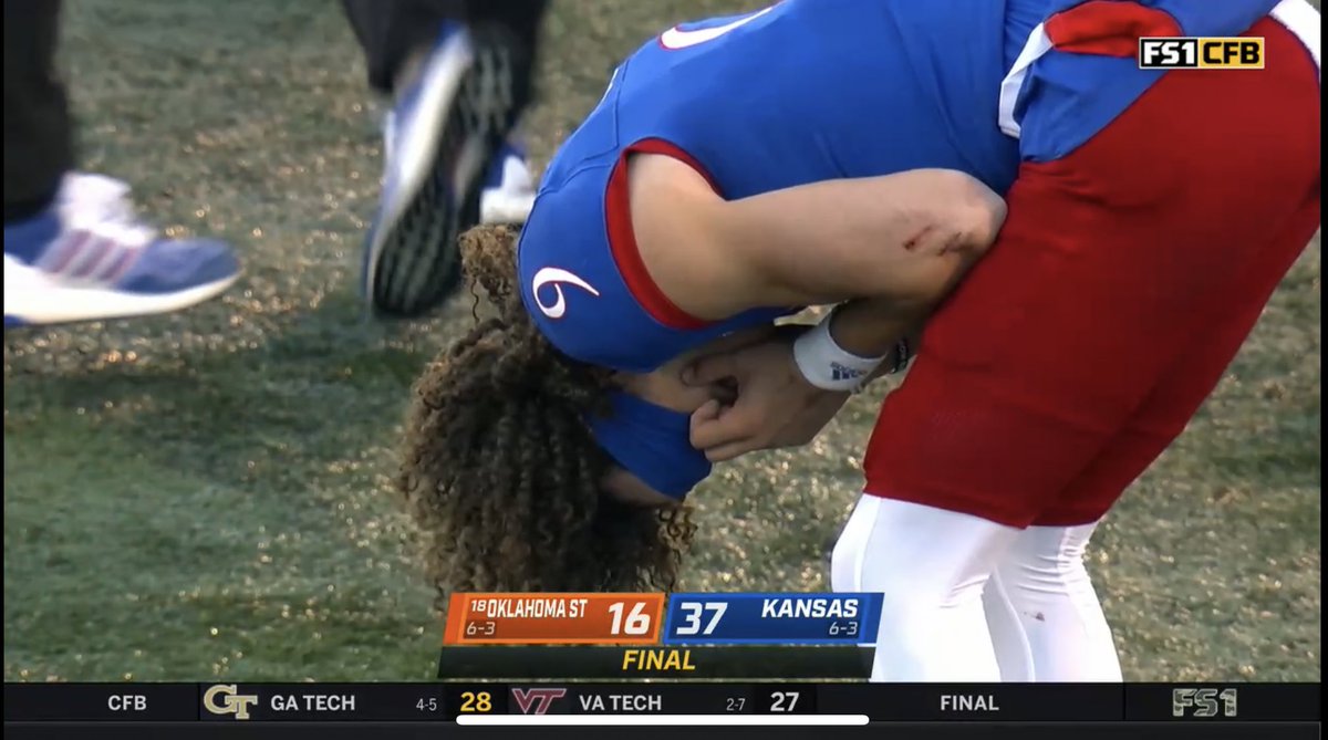 JayhawkTalk's tweet photo. I’m just so happy for the squad. And for all the fans who have seen what we’ve seen the last several years. Awesome payoff. Bean’s emotion says it all. Thank you @tgoff11 for getting it right. And to @CoachLeipold for proving it. https://t.co/7L8HQLYwKg