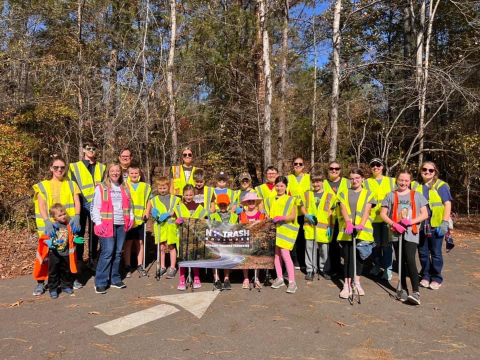 CCSWRD's tweet photo. Thank you to Henderson Classical Conversations for coming out and participating in Chester County’s No Trash November event!. We had a great turnout and are happy to have had the opportunity to help keep our park clean and litter-free! #NobodyTrashesTN #kccb #NoTrashNovember https://t.co/LeaoYx8hyg