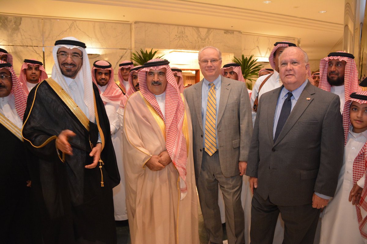 larafv1395's tweet photo. لدى الخاين سعد الجبري سجلا طويلا من الجرائم والانتهاكات والعملاه على مدار خدمته لأكثر من عقدين في وزارة الداخلية مارس خلالها الظلم والطغيان وكان ��داة تنفيذية للقمع والاستبداد! https://t.co/Mhw87DCz9Y
