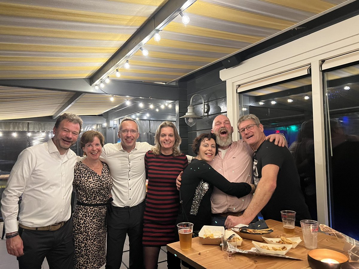 Cletje's tweet photo. Feestje! #tvb #tvbarendrecht #65+1 #jubileum #tennis https://t.co/TchmhH4ZP8