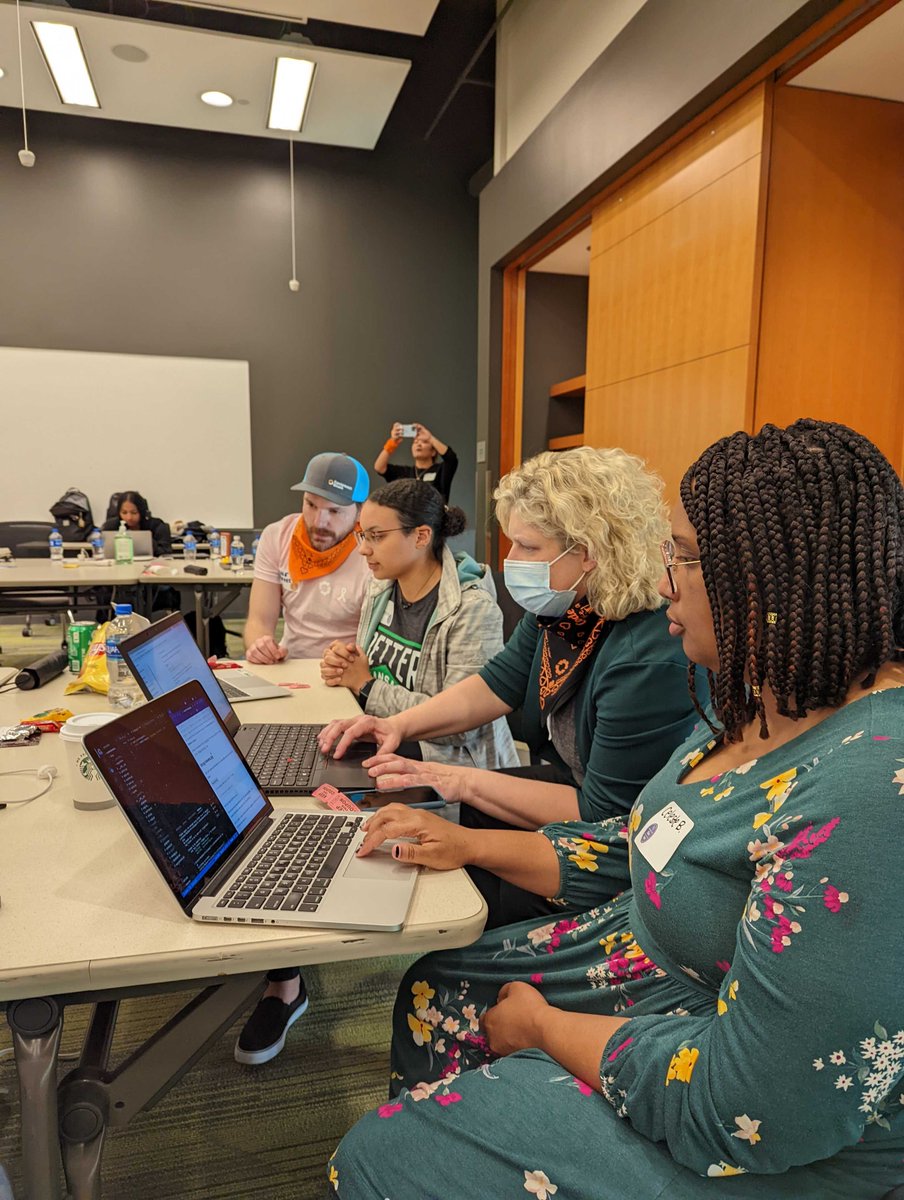EquipmentShare's tweet image. We had a GREAT day working with the participants at @DjangoGirlsKC! We love partnering with organizations like @kcwit and joining events like this – thanks for hosting and including us!
#DjangoGirlsKC