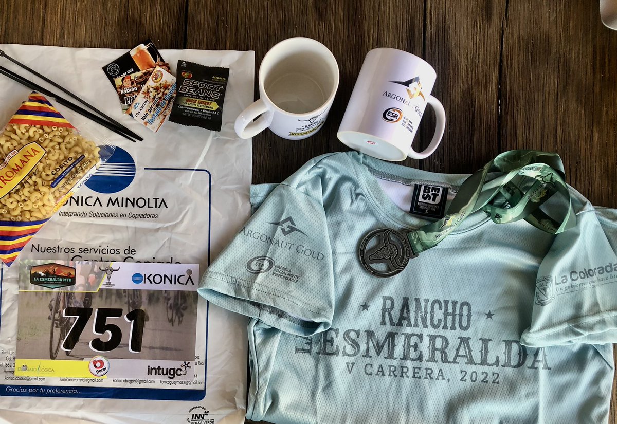 HeliostarMexico's tweet photo. Gracias a las y los #Argonautas por su labor voluntaria hoy en la jornada de entrega de kits de la V Carrera La Esmeralda MTB; y a los #Argonautas participantes que ya han recogido su paquete en La Ruina.

#Argonautas #MineríaSostenible #Ecoturismo #ArgonautaSoy
@david_riveraf https://t.co/c6O05WLKYd