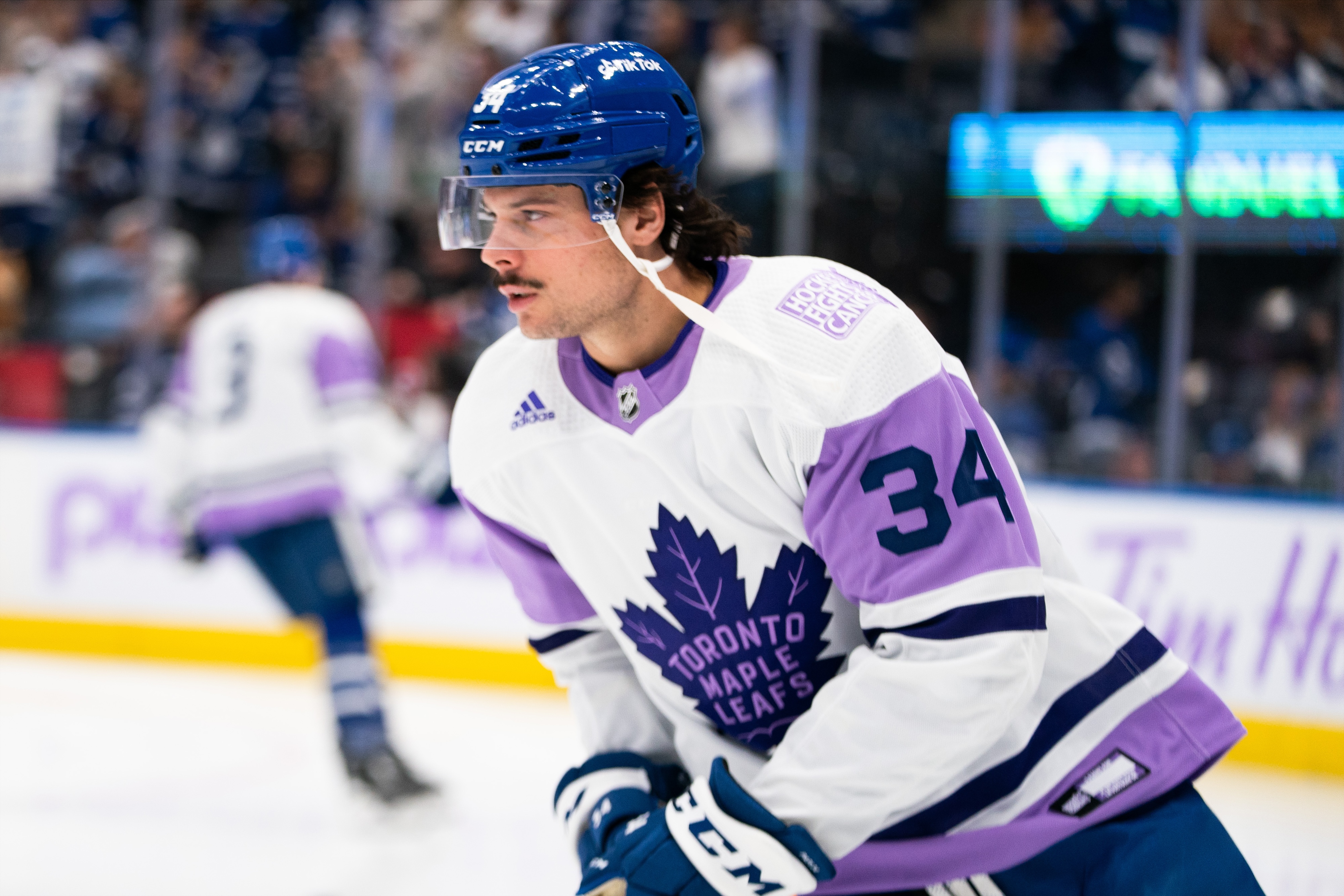 Toronto maple hotsell leafs purple jersey
