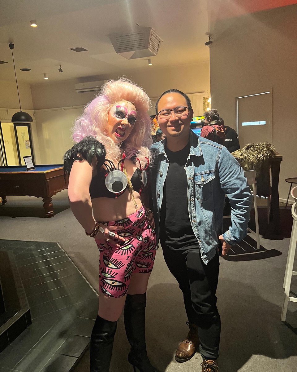 SpencerMagic's tweet photo. Had a great performance on Thursday! Huge thanks to Trey for inviting me! Was a really amazing and fun event! 🔥
#patrickspencermagic #patrickspencer #magic #magician #honestliar #trashpopquiz https://t.co/HAoOKFznsu