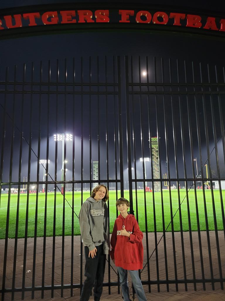 Happy birthday Mallory and Timmy! Go, RU! <a href="/RFootball/">Rutgers Football 🪓</a>