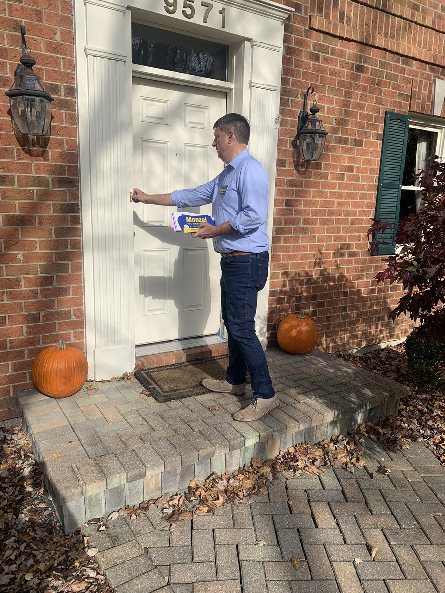 ChrisMonzel's tweet photo. Knocking doors today in Blue Ash. Thanks so much to all our volunteers and supporters! Remember to vote 🗳 Monzel for State Representative District 28! 🇺🇸@OhioHRA @HamCoGOP @ohiogop @AfpOhio @BlueAshOhio https://t.co/UHtX3F9dHo