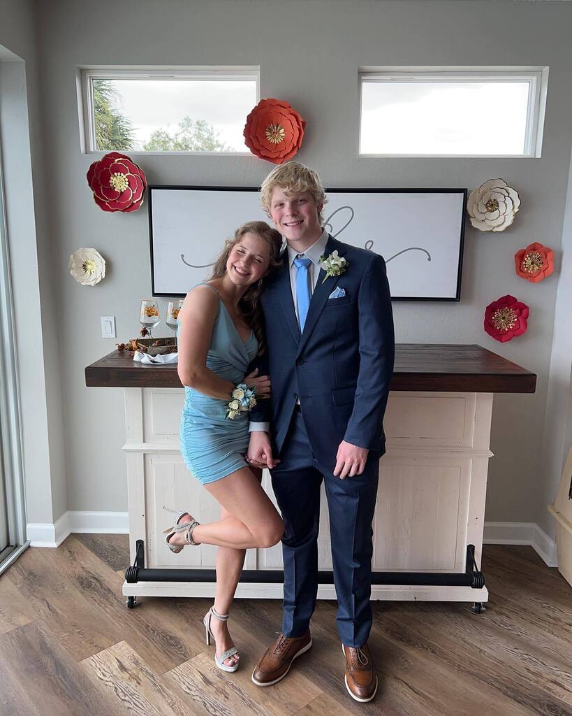 Homecoming 2022 for both of my girls. Exciting day of firsts all around. Love these beauties so much. 🥰 #homecoming2022 instagr.am/p/CkmNEwZJTsn/