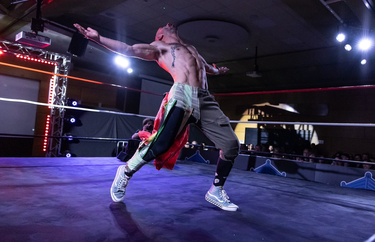 NewPhotography's tweet photo. Preview photos from Slam Pro Wresting League event (2/2) #SLAMPRO https://t.co/DIyUC1y6oJ
