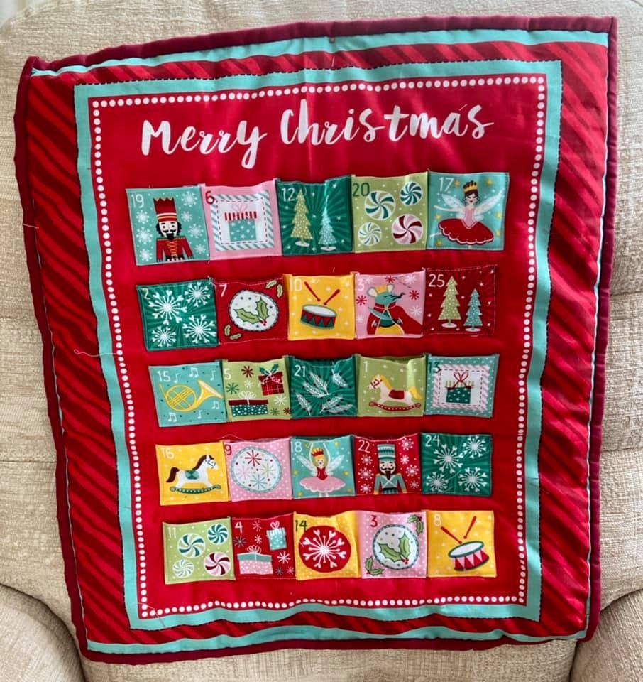 QuiltsforDreams's tweet photo. Excited to share the latest addition to my #etsy shop: Advent calendar, Handmade quilted countdown to Christmas, 24 pockets, baby's 1st Christmas, forever gift for child, Christmas decoration https://t.co/q3908xJzuZ #red #christmas #sewing #unframed #bedroom #redadvent https://t.co/GQwjWYo8iB