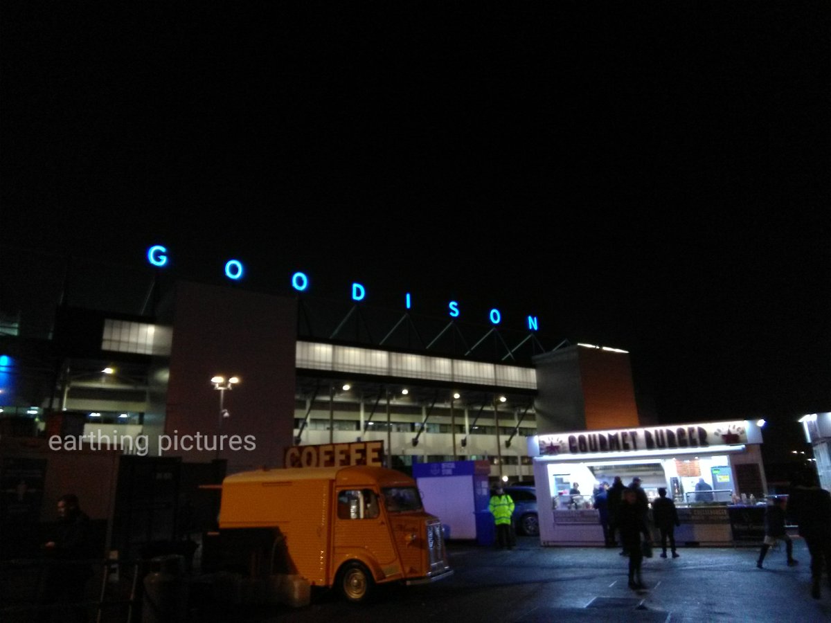 EarthlingPaul tweet media