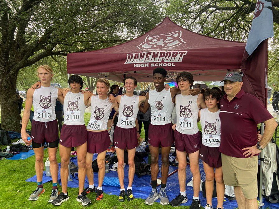 EliGuerra1414's tweet photo. Great first experience at the UIL 4A XC state meet. Placed 30th over all, top ten underclassmen. Ready to start working for next year! @BuildThePack @DavenportWolves @Davenport_XC https://t.co/zEVgSX1RQc