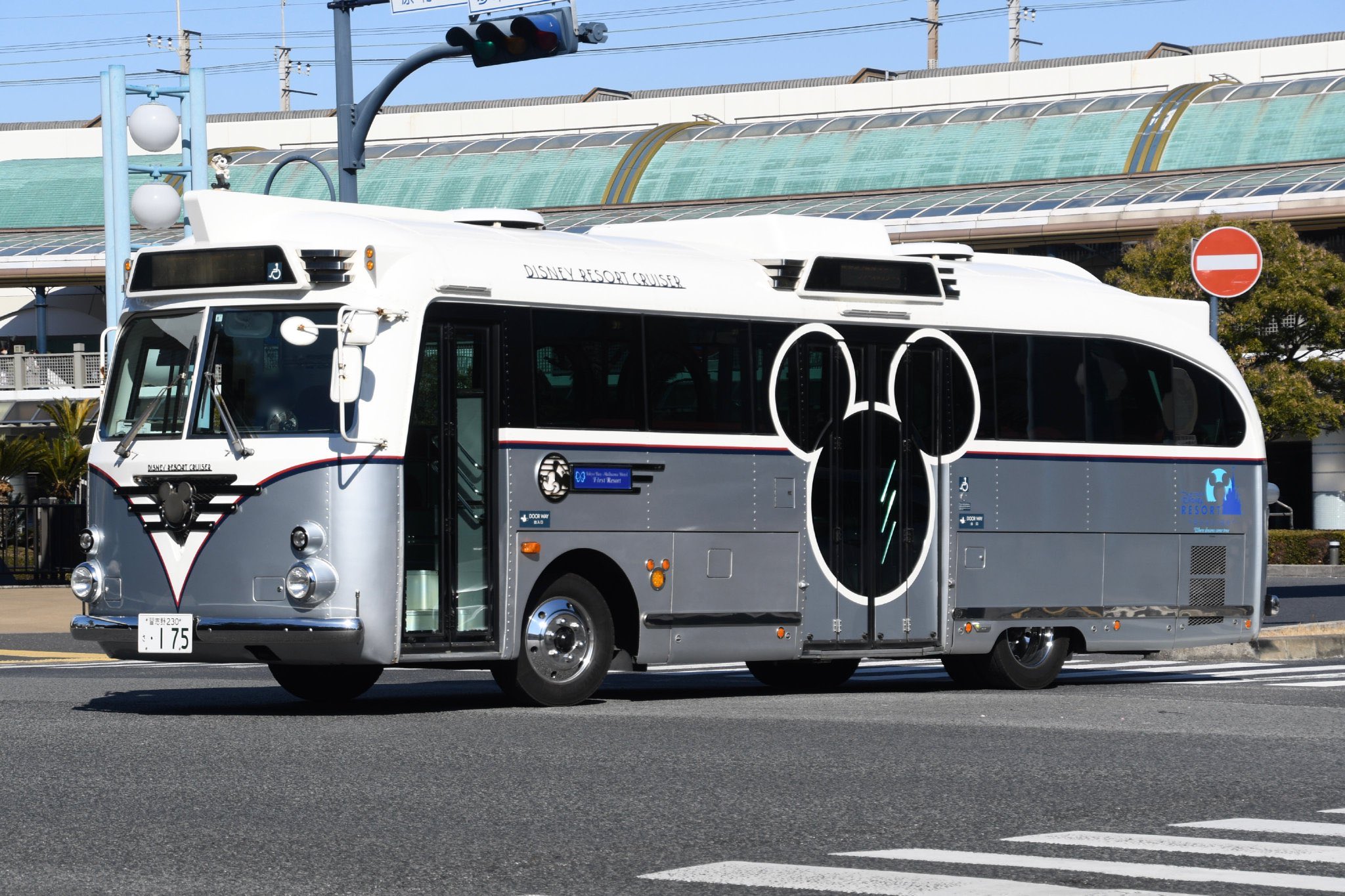 ディズニーリゾートクルーザー ディズニーリゾート限定☆ディズニーリゾートクルーザー Amazon