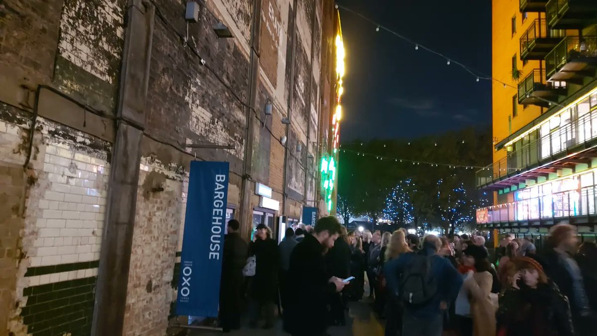 BeaLast's tweet photo. Delighted to see some fellow @WhiteNoise_pr #artists @OxoTowerWharf for #Cluster22 . Still time to go see! @HannatDK @art_consult @ArtReview_ @ArtMonthly https://t.co/ypaE7MUzoQ