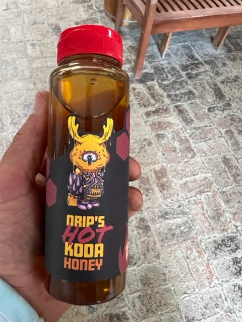 doc_noonoo's tweet photo. @bjackson215 @cultra has used his bayc and koda on honey
@BeeHouseBuzz
https://t.co/U1IRl99XtF
#useyourip https://t.co/8i7wWD9US9