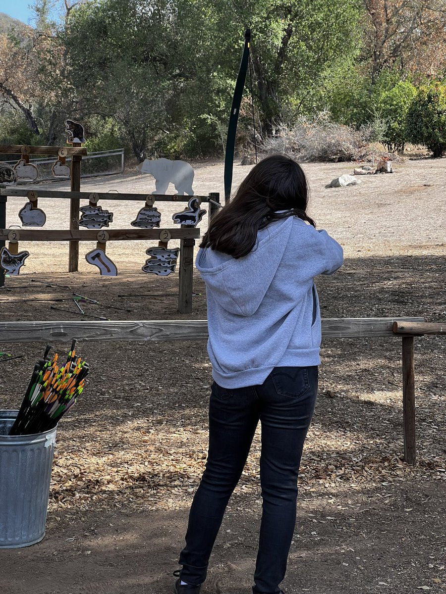 1st part of our 2 part field trip to DeLuz. Ss learned to survive in the wilderness by making bags, creating an ember, building a shelter, archery, rope tying, making cordage out of yucca leaves, and ropes out of duct tape. Full engagement and fun! #teamfuesd <a href="/WilliamHFrazie2/">William H. Frazier Elementary</a>