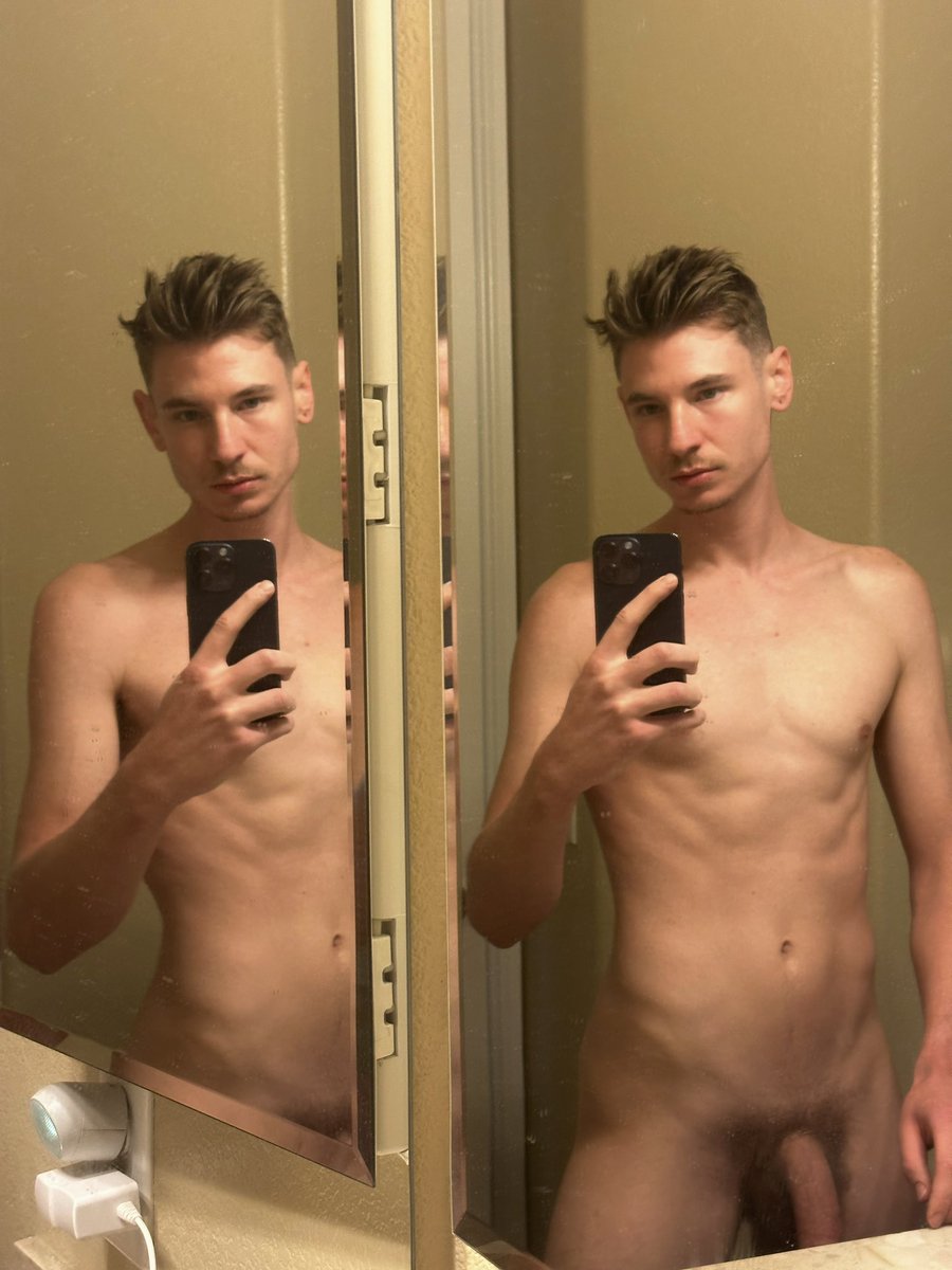 MarshallGrand22's tweet photo. @grgisthewerd Maybe this 🤭 https://t.co/JY0u68W2TI