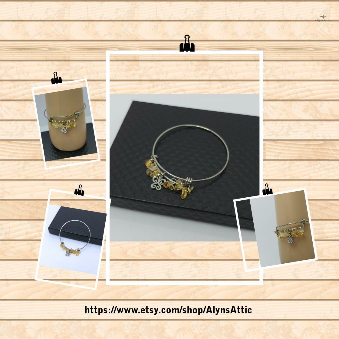 AlynsAttic's tweet image. Adjustable Stainless Steel Bangle with Butterfly Charm &amp;amp; Citrines - dia 6.5cm #bangle #AdjustableBangle 

➤ etsy.me/37N1jiT