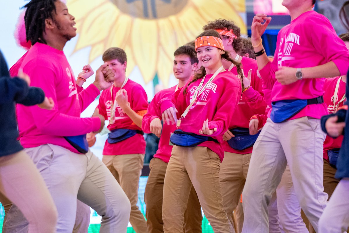 SOPennsylvania's tweet photo. Scenes from #SOPAFallFest. ๐คฉ
#NovaSpo | @VillanovaU | @VillanovaSpO https://t.co/VcMqIishQT