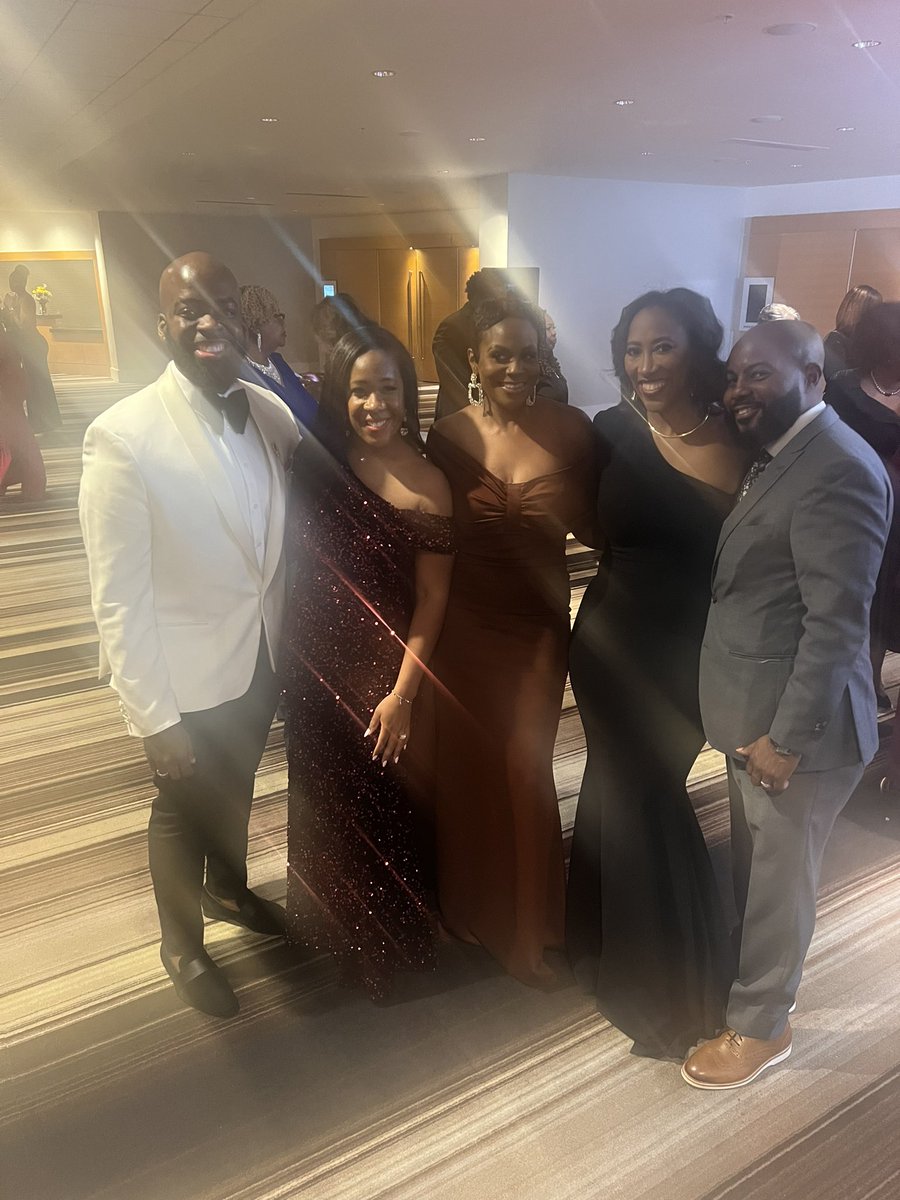 DrTSpencer's tweet photo. โจSome of my favorite PrinciPALS! โจ @apsupdate @DrLisaHerring https://t.co/LWMDk2zaEx