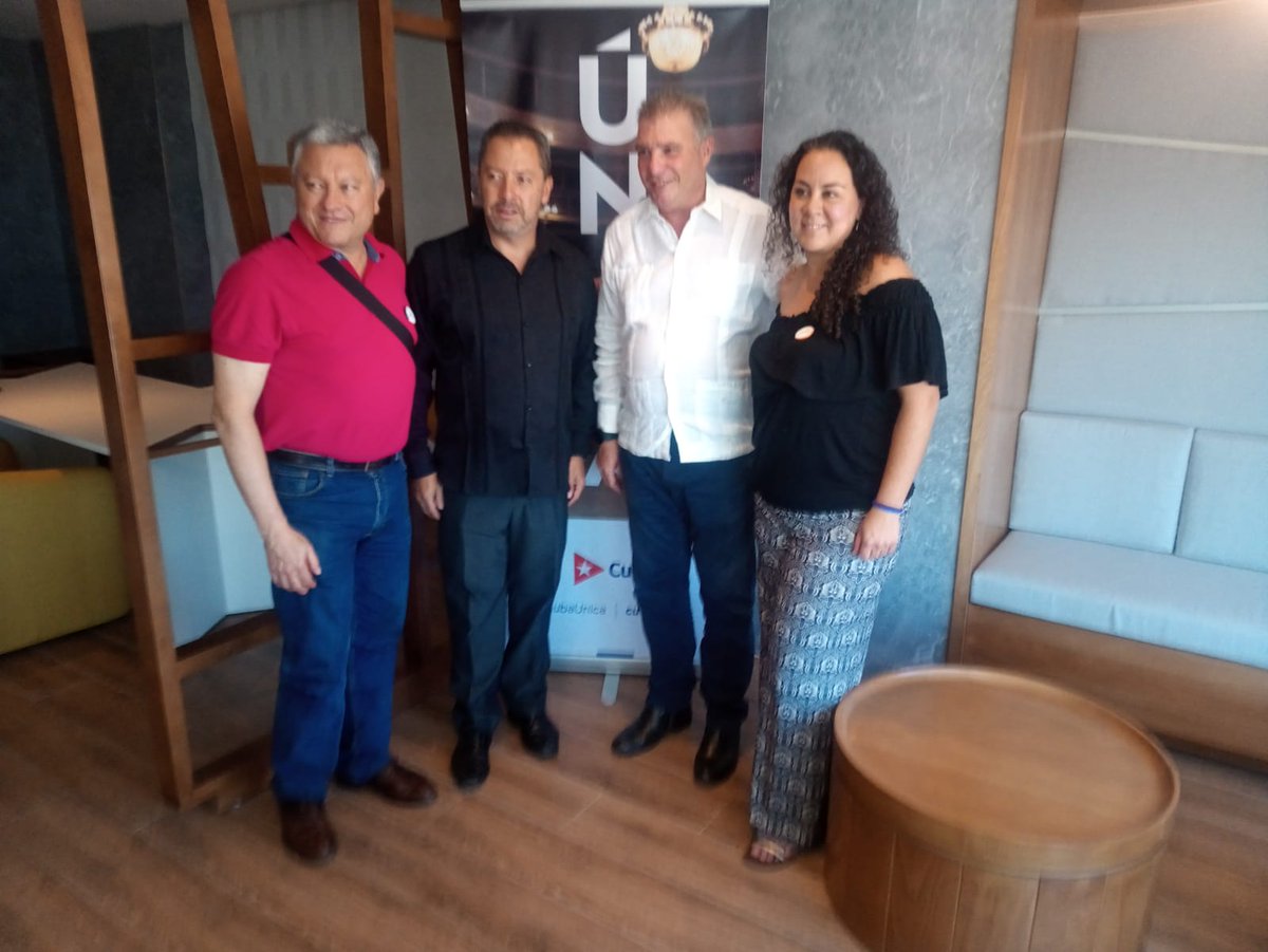 #CubaUnica un viaje de trabajo con 40 agencias de viajes donde se llevó acabo la #IVBolsaTuristica en la #Habana agradecimiento a #GrupoGaviota <a href="/MinturCuba/">Ministerio Turismo</a>