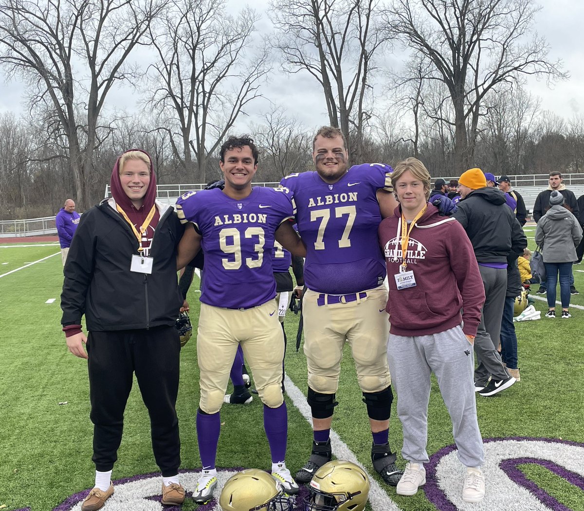 DoranAyden's tweet photo. Thank to @AlbionFootball and @CoachBeurer for the game day invite! Had a great time getting to watch past teammates play and a brits win! @Jackson_Buckler @CoachKJLandis @stiegee @GrandvilleFB https://t.co/xOqLjaBbXa