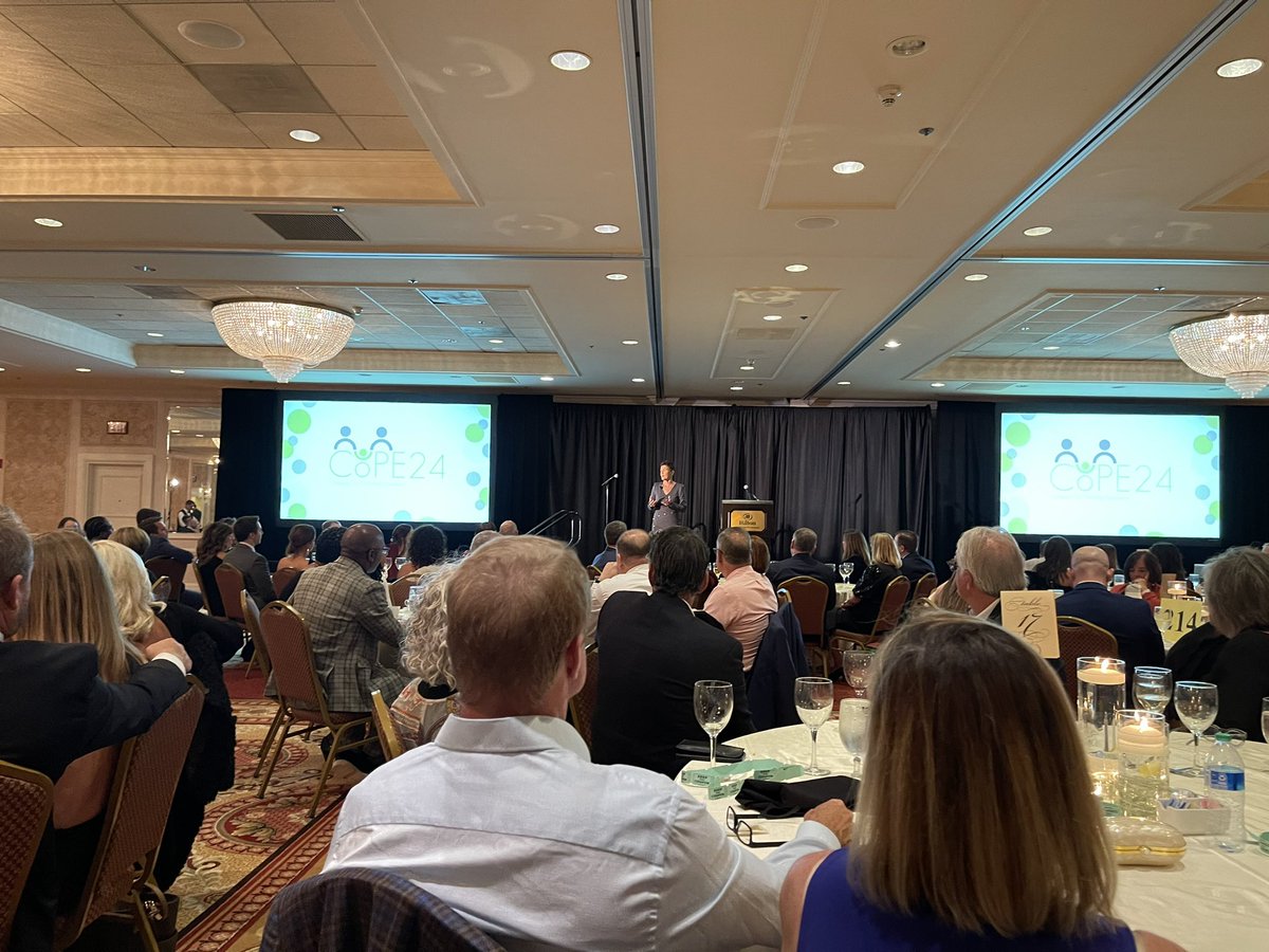modavidmjackson's tweet photo. Huge turnout for tonight’s #COPE24 gala, an organization founded and led by @ReneHowitt1 to “make #parenting skills a national priority” @Oliviamolobby https://t.co/W0PRgshTja
