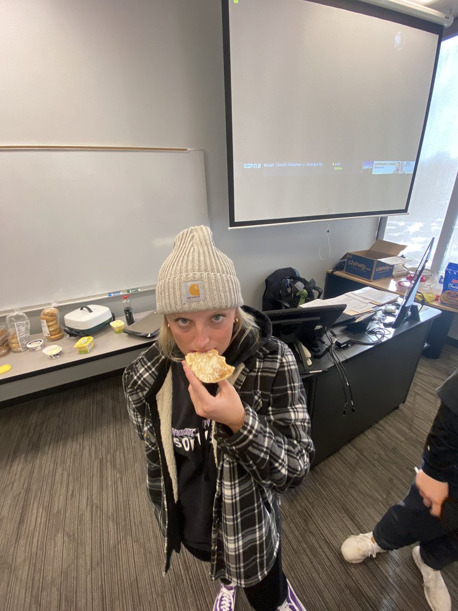 Coach_Piv's tweet photo. I’m surrounded with the greatest humans 🫶🏼

Awesome official visits today. Ask my current kids to take some photos on my phone… I just can’t get over the quality of these!!! https://t.co/6GWBuGHRUQ