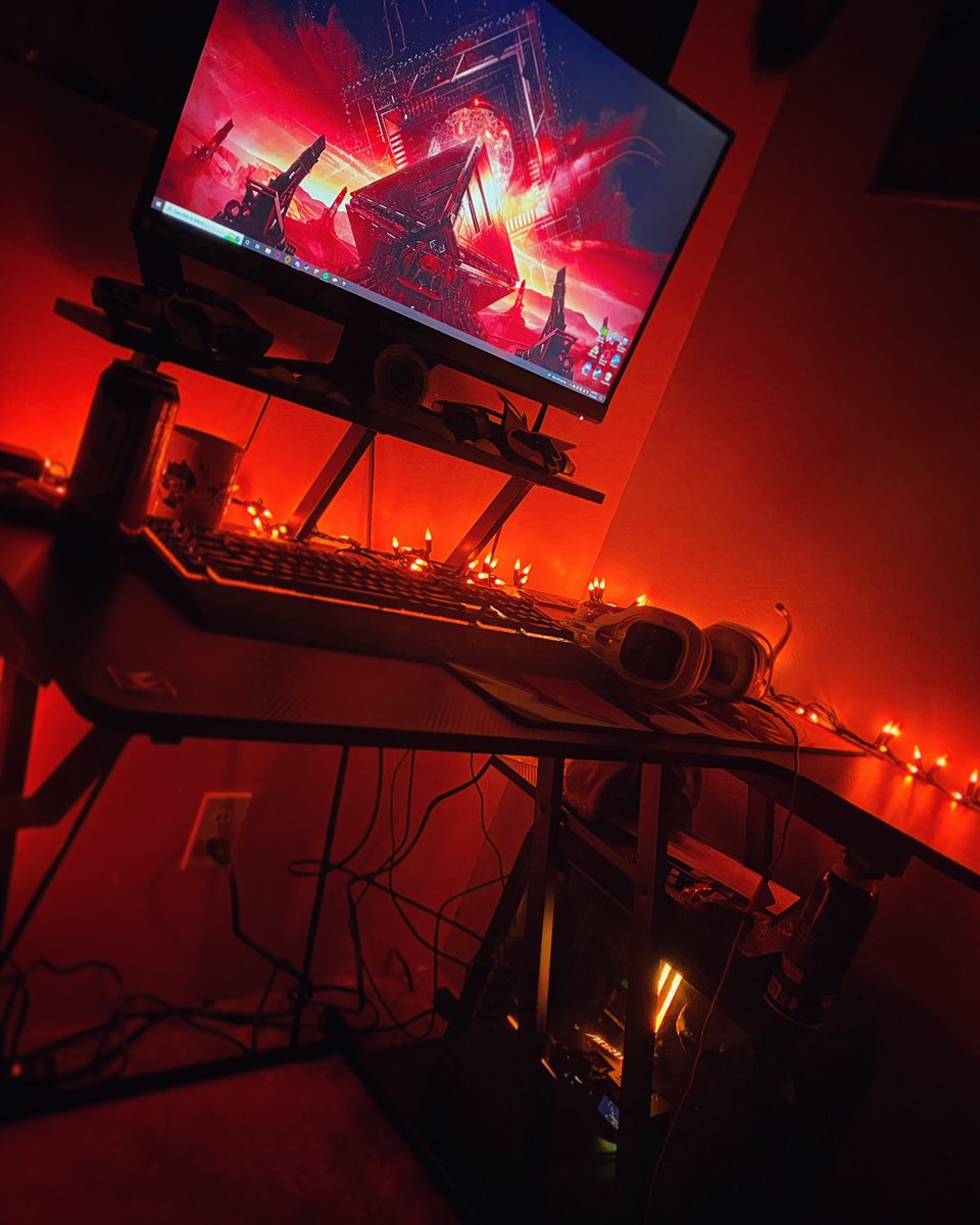 I think I enjoy the color orange 🙃

Also follow <a href="/DexLeHesk/">🐾Dex🐾</a> for more post, I dont post on this account hardly at all.