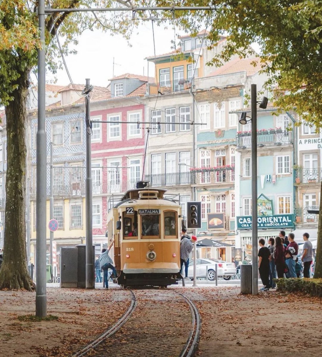 nathanallebach's tweet photo. Let’s rebuild streetcar suburbs in America https://t.co/8e5ZCQ5srY