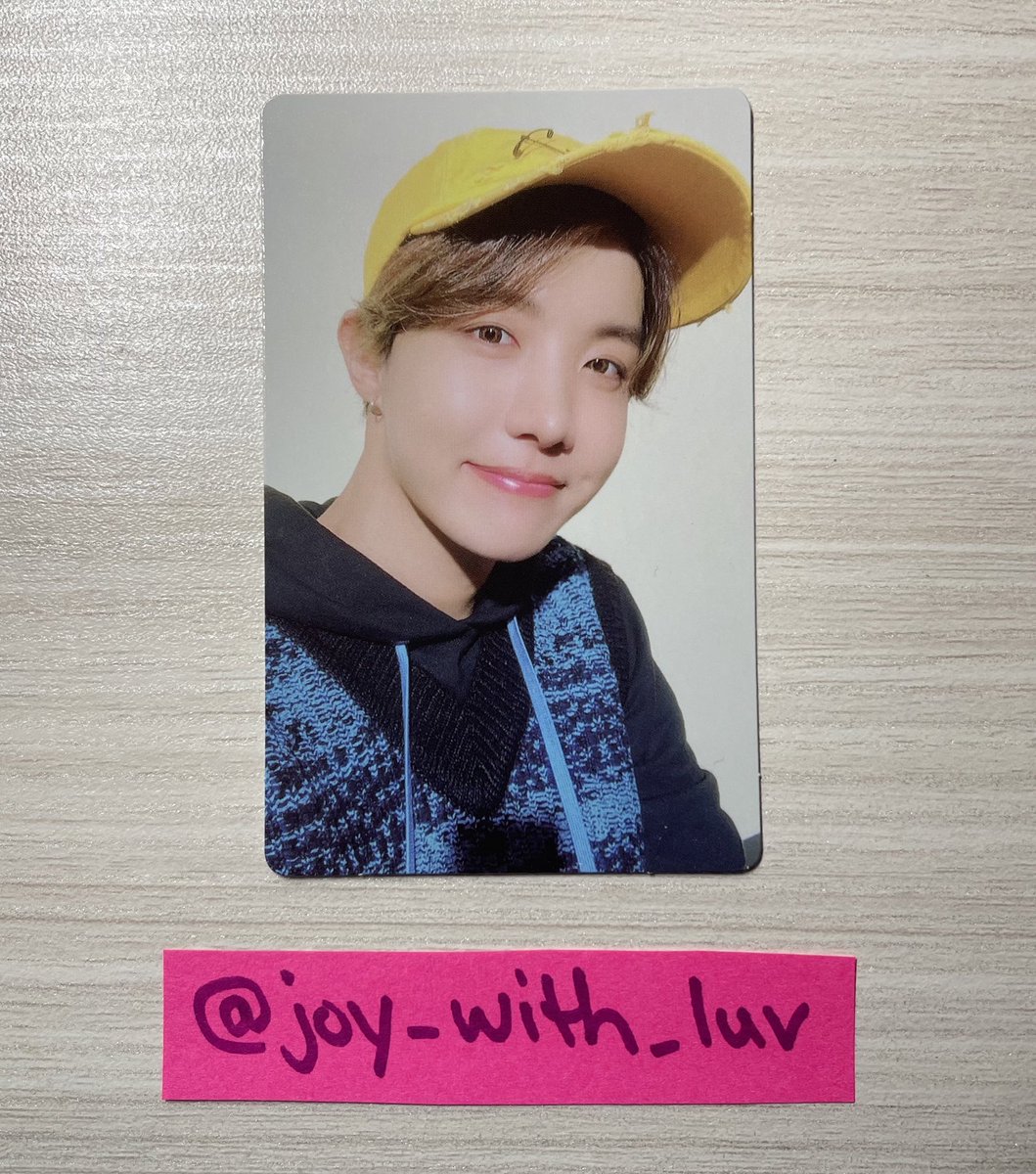 joy_with_luv's tweet photo. BTS World Tour ‘Love Yourself : Speak Yourself [The Final] DVD &amp; Digital PCs

Have 👉🏻 Want (PC must be in mint condition please!)

J-Hope 👉🏻 Suga

USA Only

TRACKED SHIPPING Only * DM if interested

🏷wttbts btswtt wtt bts trade photocard photo card hobi yoongi https://t.co/LGVUuokxl9