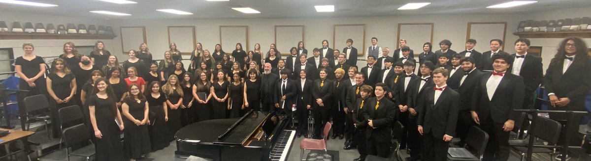MVHS_Choir tweet picture