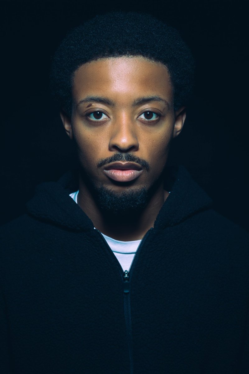 colour_proof's tweet photo. #portraitphotography #Canon #Studio #LGBTQ https://t.co/iSSyPiyrHj