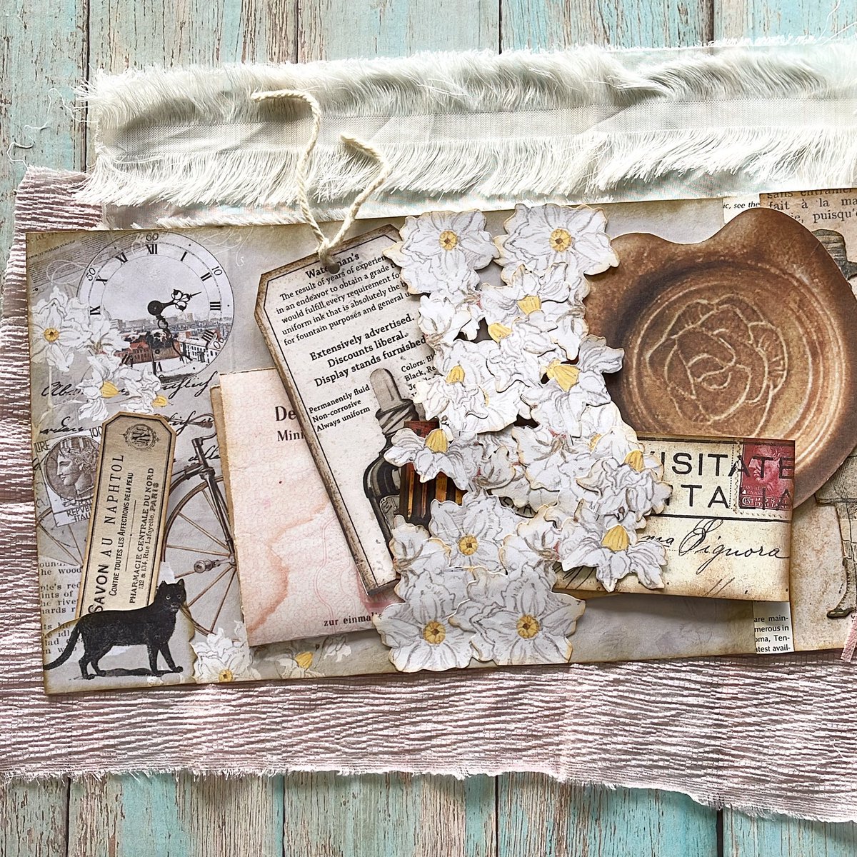 PapeterieRed's tweet photo. 𝘚𝘰𝘫𝘰𝘶𝘳𝘯
A belly band of blooms from your travels…

#vintage #ephemera #travel #souvenirs #diary #stationery #journal #junkjournal #crafting #diaryph #artjournal #stationeryph #paperlove #journalph #junkjournalph #paperplay #writing #memories #art #lovinglyhandmade https://t.co/gSCoYGKOxT
