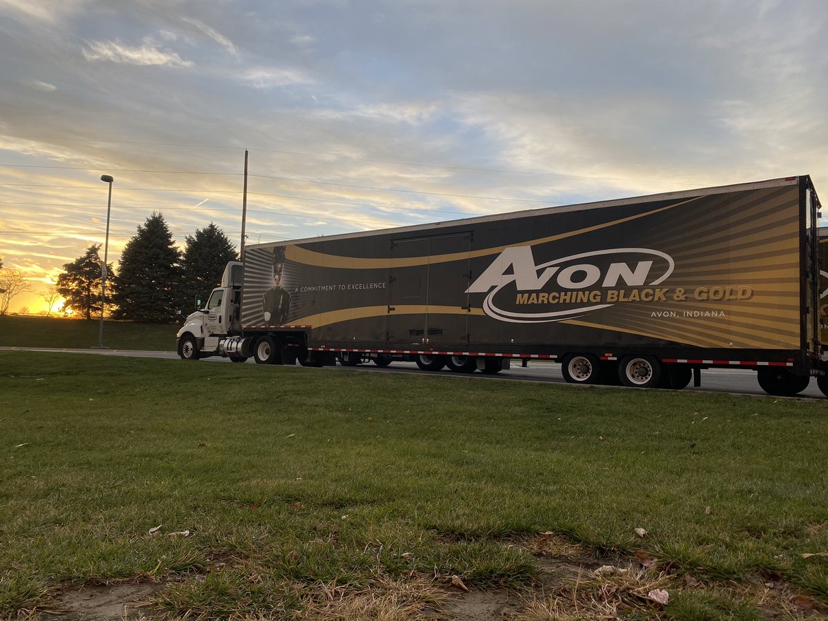 TheOfficerCraig's tweet photo. It was an honor to escort the @AHS_Orioles band to the State Finals @LucasOilStadium! 

They looked prepped and ready to bring home the title!

Good luck tonight as they compete to bring the state title home to Avon!Let’s Go Avon!
#WeAreAvon #WeAreOne #marchingband @OrioleTweets https://t.co/zV99MIgOpJ