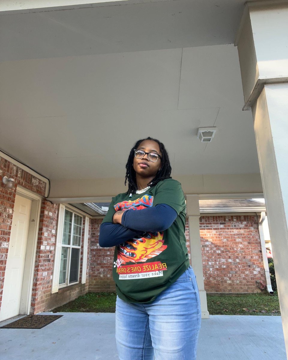 rayellesworld's tweet photo. 💚💚💚 https://t.co/zsVHlCqXun