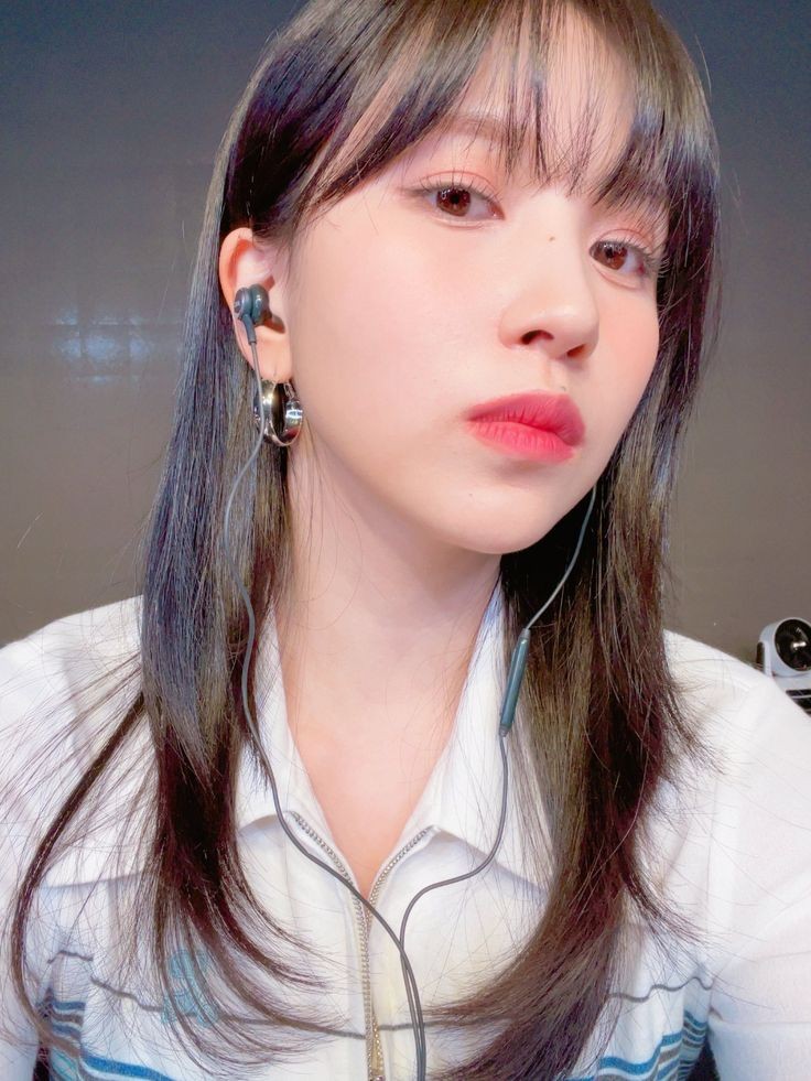 Can't believe i live in the same world as them 
#MINA #GOWON #LOONA #TWICE <a href="/loonatheworld/">이달의 소녀(LOOΠΔ)</a> <a href="/JYPETWICE/">TWICE</a>