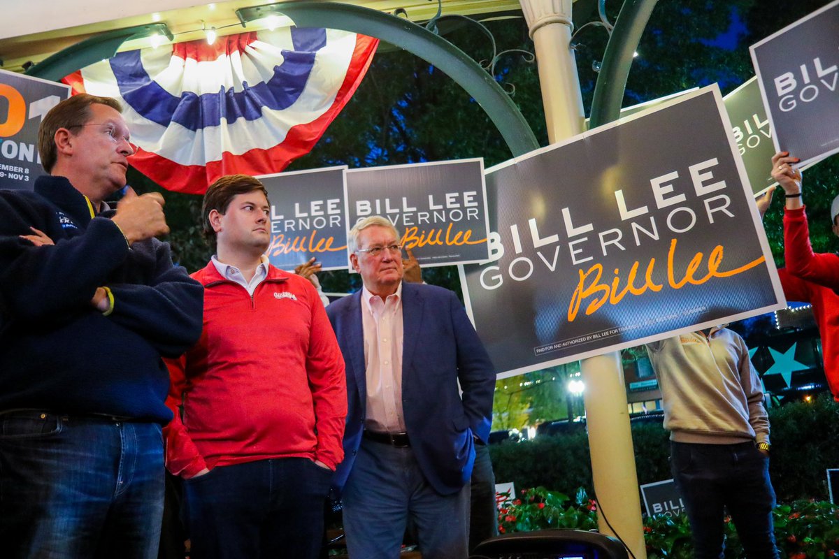 CSexton25's tweet photo. Final stop of Day 3 ✔️
Thank you to @wkevinv, @MayorStanJoyner, Brent Taylor, and @GillespieVote for welcoming us to Shelby County tonight!
That’s a wrap on the West Tennessee leg of the #TennesseeWorks Bus Tour. We will see you Monday in Middle Tennessee! https://t.co/lwA9EGcn7W