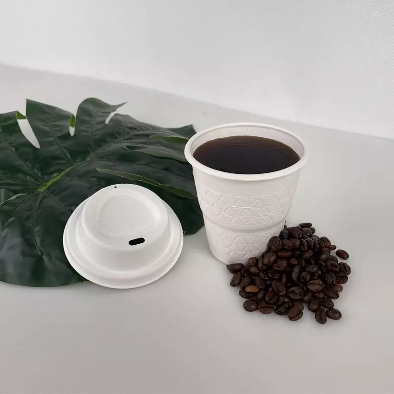 SandyWu83666422's tweet image. High-quality pulp coffee cup with lid

Eco-friendly compostable leakproof sugarcane bagasse pulp

#coffeecups #pulplids #togopackaging #biodegradable