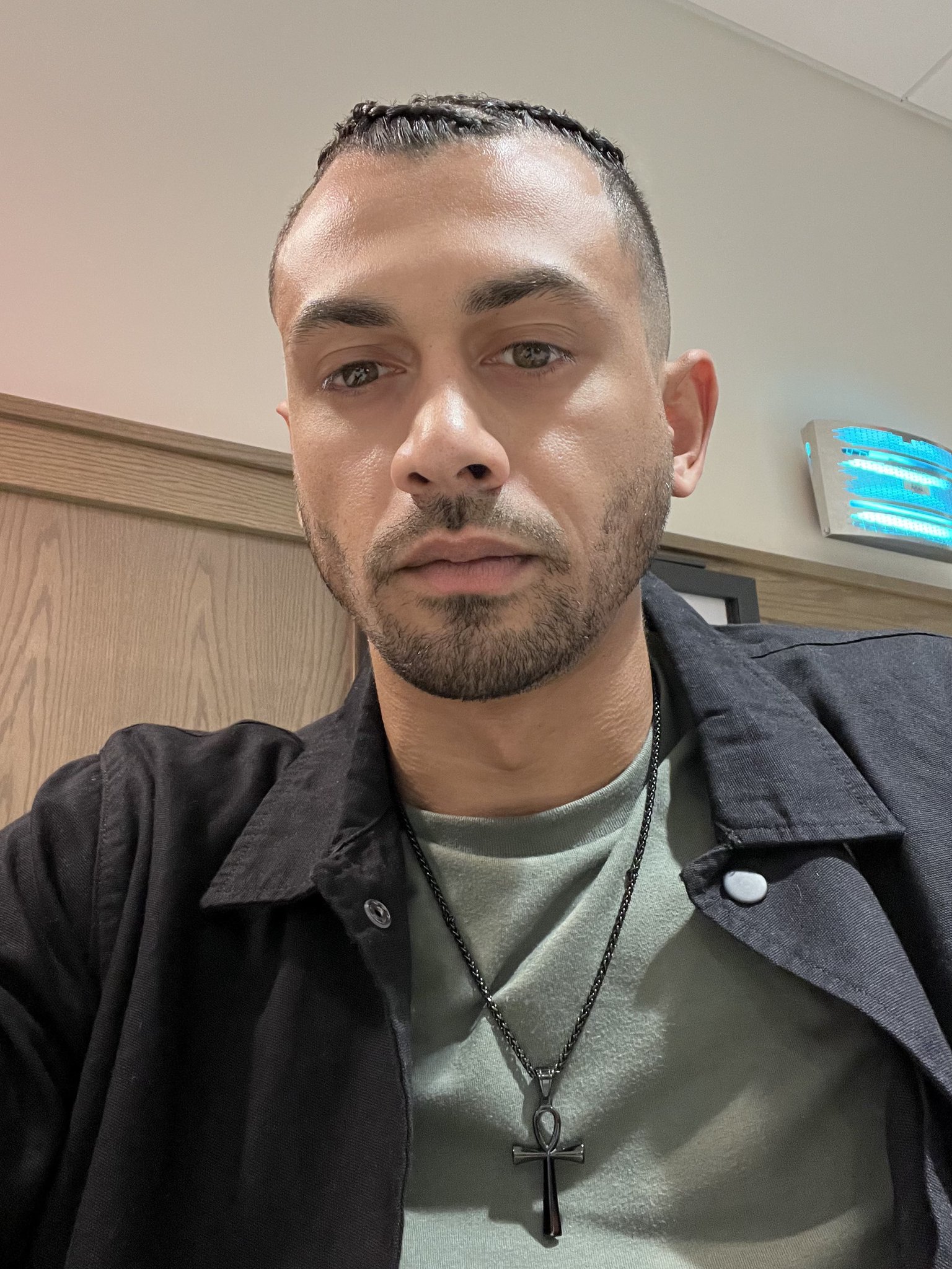 TW Pornstars 1 pic. Alex Jones. Twitter. New look. 2 08 AM 6 Nov 2022