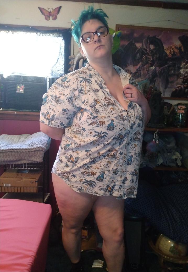 2589Elora's tweet photo. New post up y'all! #onlyfansbae #onlyfans #onlyfansgirl #onlyfansreal #seemoreononlyfans #sexy #linkinbio #followme #plussize #curvy #bbw #selflove #selfie #embracethesquish #theresnowrongwaytobeawoman #confidenceiskey #plus_isamust #allbodiesaregoodbodies #curvesarein https://t.co/LnrJRurD5O