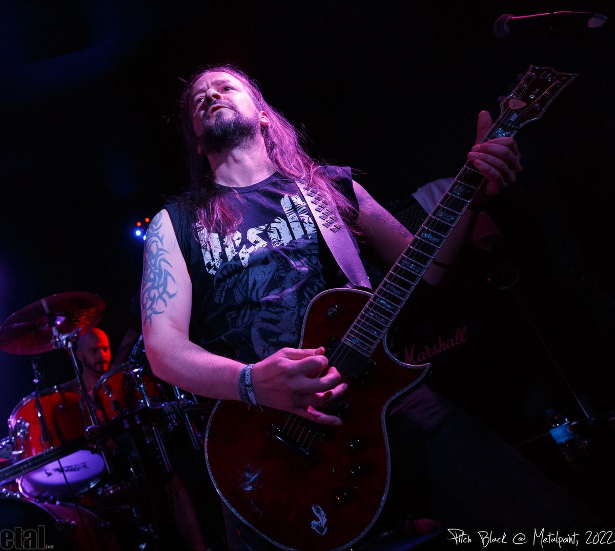 divinenothuman's tweet photo. About last night's live performance with @pitchblackpt at Metalpoint Club 🇵🇹 🍻 THRASH never dies 

📸 Hugo Delgado [ShowMeYourMetal]

#PitchBlack #ThrashMetal #Metal #PitchBlackThrash #photography #Metalpoint #MetalTwitter #ShowMeYourMetal https://t.co/FEcXGxabFd