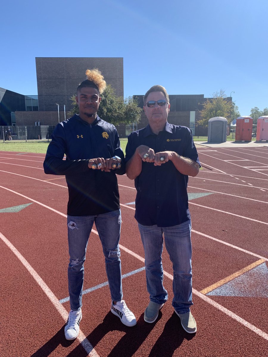 Rock Light tweet media