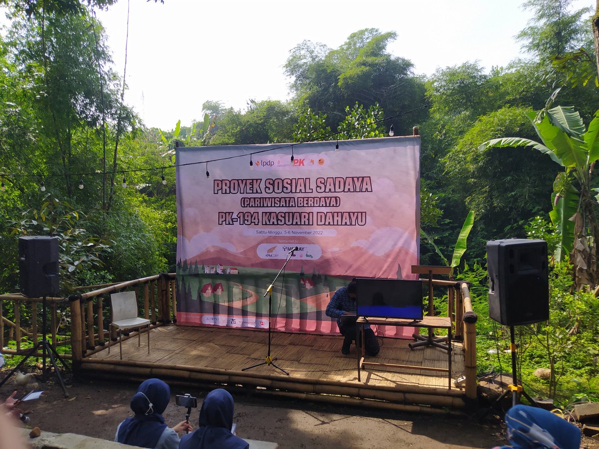 Media Parahyangan tweet media