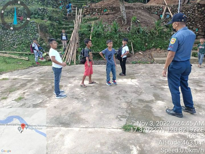 PNPAbraBoliney's tweet photo. Pat Sir James William Lubo engaged with the students of  Boliney Central School at Poblacion, Boliney, Abra regarding anti -terrorism and anti-illegal drugs
#lifeisbeaitiful 
#PNPKakampiMo 
#TulongTulongTayo 
#MKKEqualsK 
#KaligtasanNyoSagotKo https://t.co/ErddbLhPLU